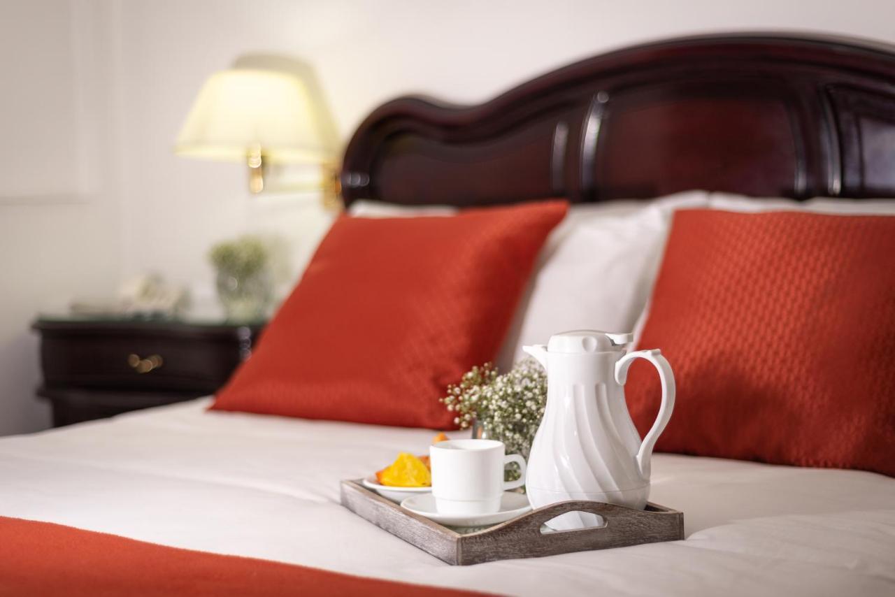 Hotel Cordero Куэнка Экстерьер фото
