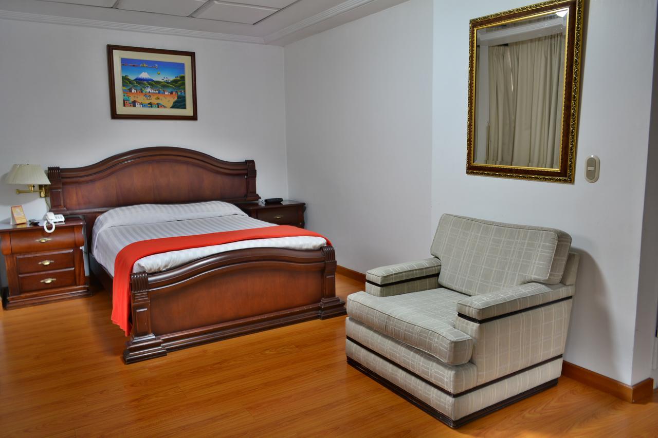Hotel Cordero Куэнка Экстерьер фото